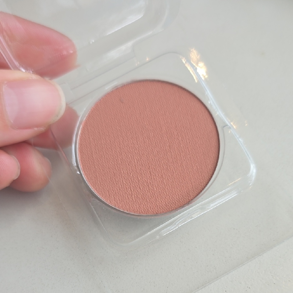 Brand New! Beach Bum Blush Pan